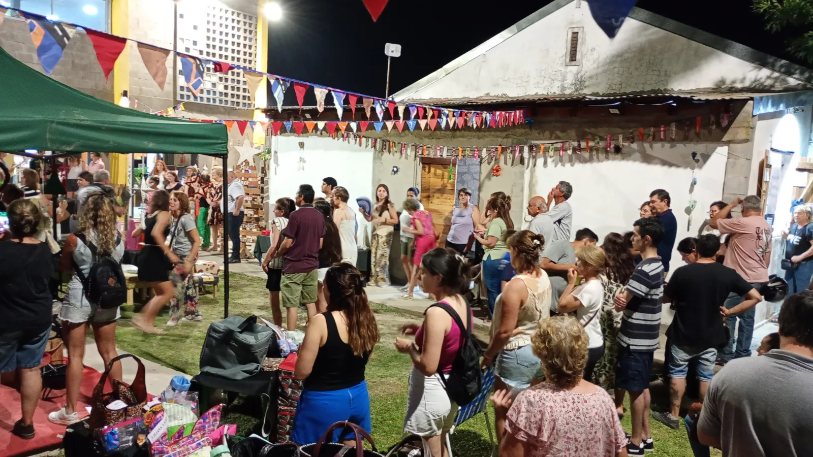 Bienvenidos al Blog de Capacitadores de la Escuela Municipal de Arte y Oficios "Héroes de Malvinas": Un espacio para comunicar y compartir