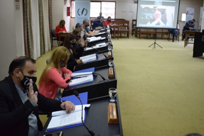 Propician crear una escuela de artes y oficios